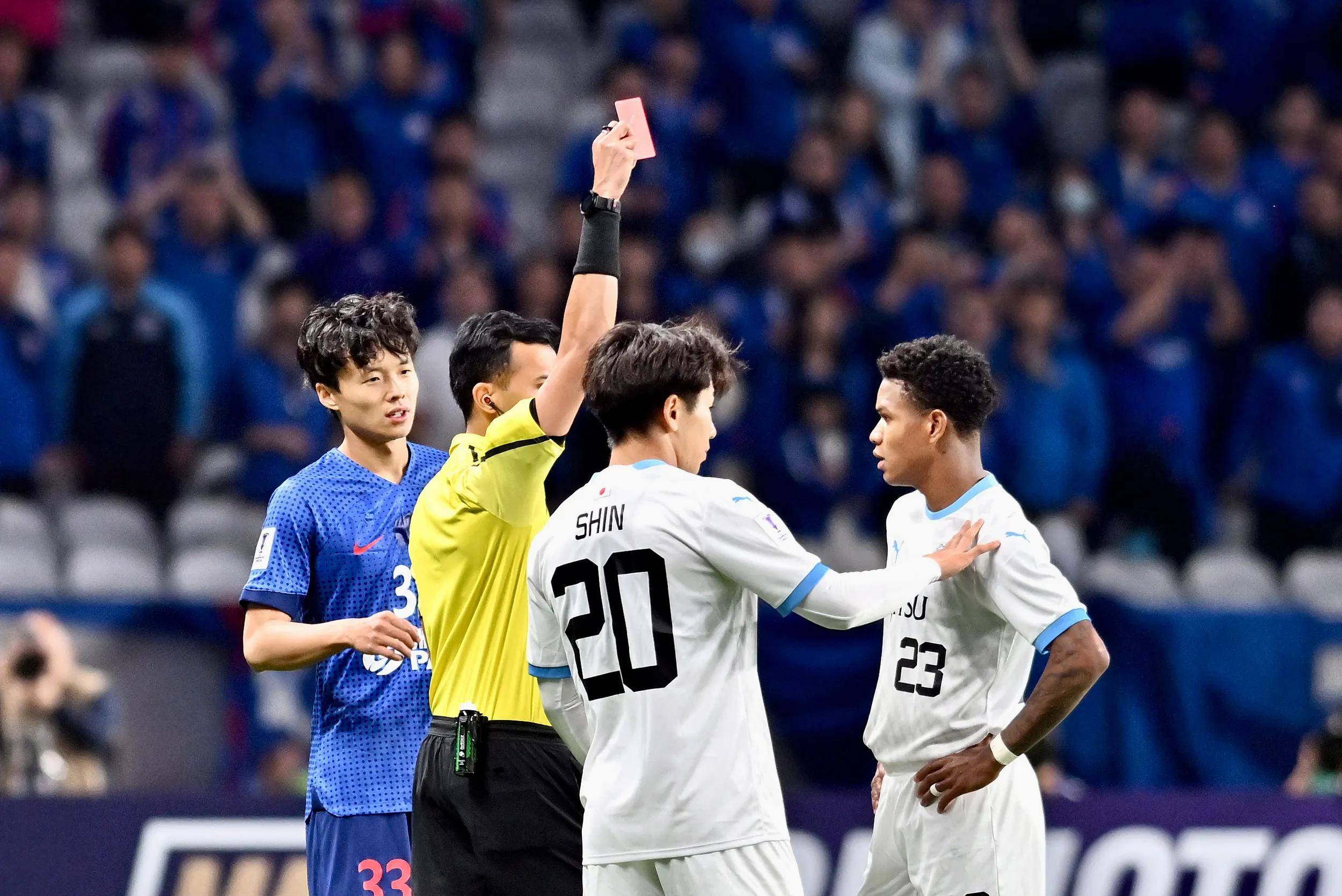 巴黎圣日耳曼第三客场球衣